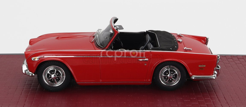 Matrix scale models Triumph Tr5 Cabriolet Open 1967 1:43 Red