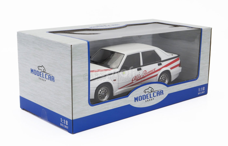 Mcg Alfa romeo 75 Turbo Evoluzione 1987 1:18 Bílá Červená