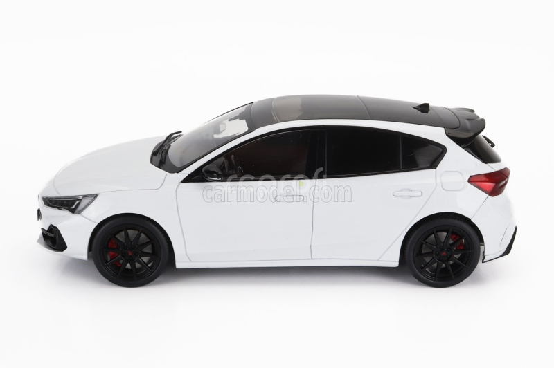 Mcg Ford england Focus St 2022 1:18 Bílá