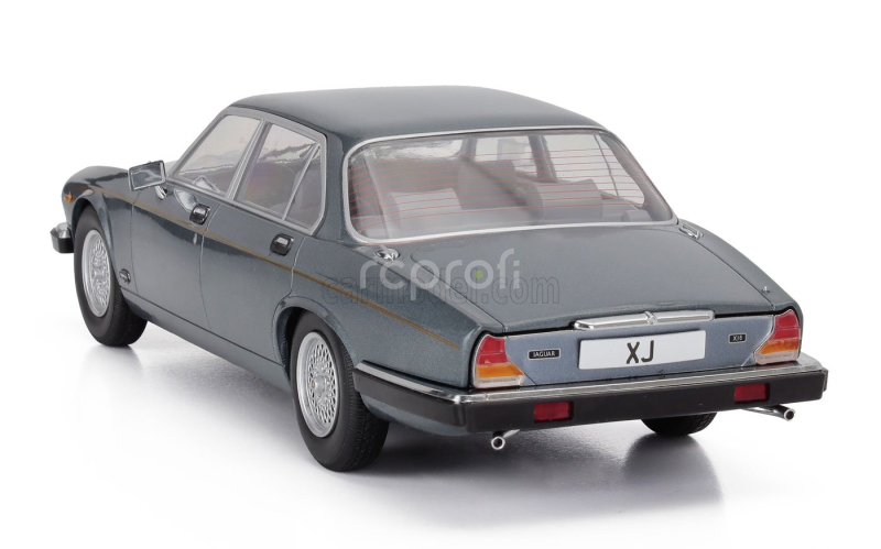 Mcg Jaguar Xj Siii 1979 1:18 Tmavě Šedá