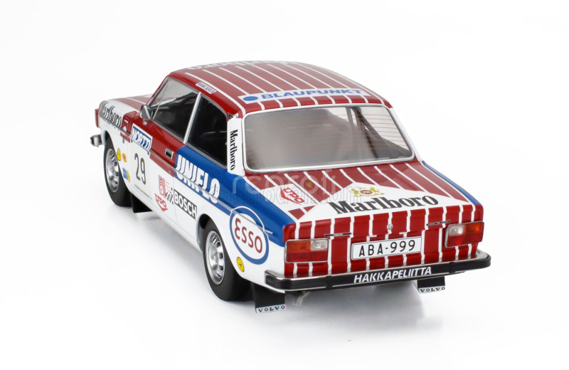 Mcg Volvo 142 Esso Uniflo (night Version) N 29 2nd Rally 1000 Lakes 1973 Markku Alen - Juhani Toivonen 1:18 Červená Modrá Bílá