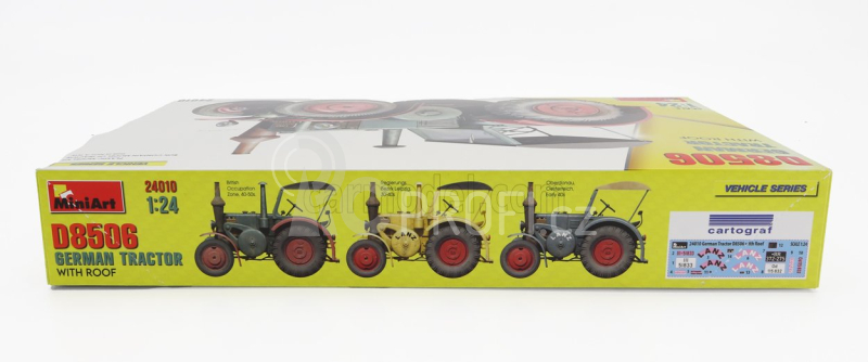 Miniart Lanz Bulldog D8506 German Tractor With Roof 1949 1:24 /