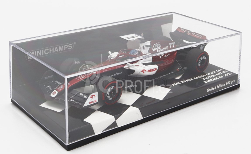 Minichamps Alfa romeo F1 C42 Team Orlen Racing N 77 1:43, bíločervená
