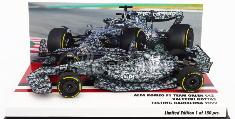 Minichamps Alfa romeo F1 C42 Team Orlen Racing N 77 1:43, bíločerná