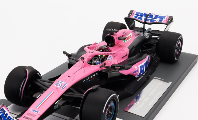 Minichamps Alpine F1  A523 Team Bwt Alpine N 31 Season 2023 Esteban Ocon 1:18 Modrá Růžová