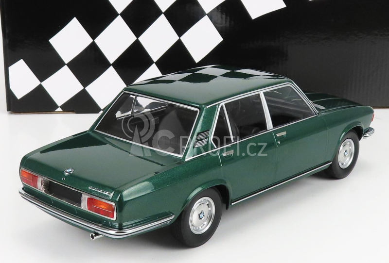 Minichamps BMW 2500 Berline (e3) 1968 1:18 Green Met
