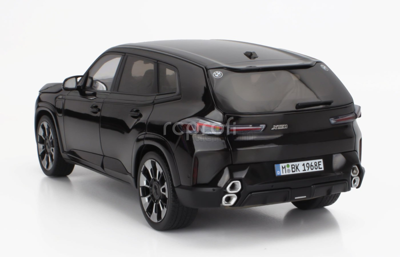 Minichamps BMW X-series Xm (g09) 2023 1:18 Black