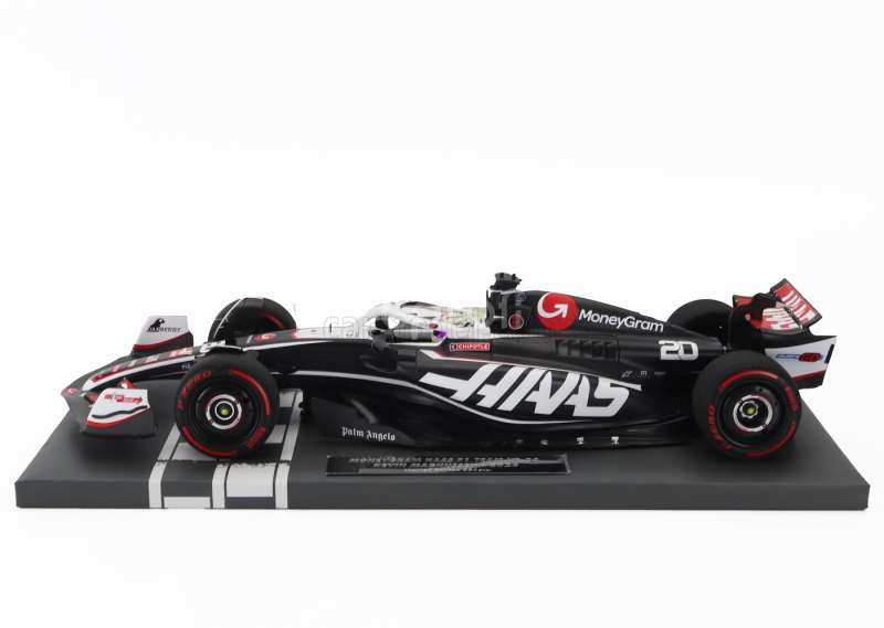 Minichamps Haas F1  Fw24 Team Moneygram Haas N 20 Season 2024 Kevin Magnussen 1:18 Černá Bílá