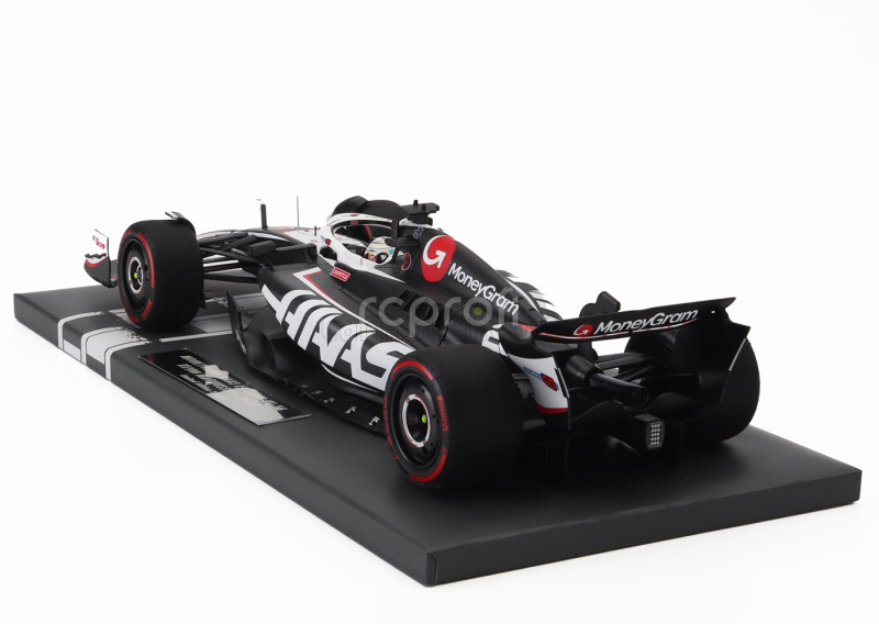Minichamps Haas F1  Fw24 Team Moneygram Haas N 20 Season 2024 Kevin Magnussen 1:18 Černá Bílá