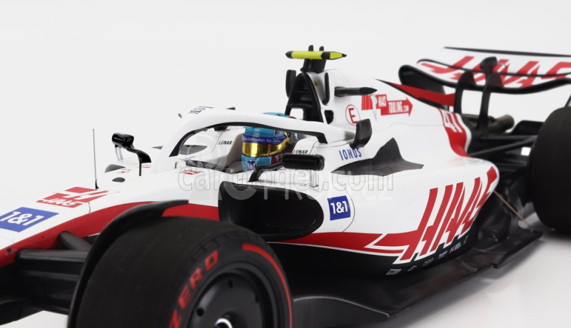 Minichamps Haas F1 Vf-22 Ferrari Team Haas N 47 1:18, bíločervená