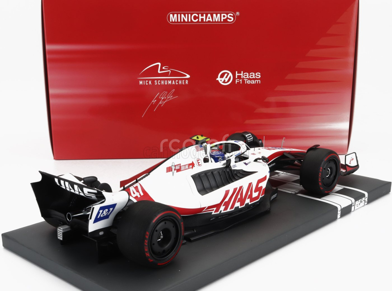 Minichamps Haas F1  Vf-22 Team Haas N 47 Brazilian Gp 2022 Mick Schumacher 1:18 Bílá Černá Červená