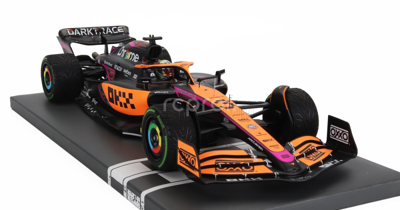 Minichamps Mclaren F1  Mcl36 Team Mclaren N 3 5th Singapore Gp 2022 Daniel Ricciardo 1:18 Oranžová Světle Modrá