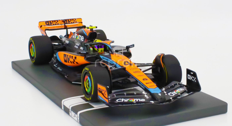 Minichamps Mclaren F1  Mcl60 Team Mclaren N 4 2nd Hungarian Gp 2023 Lando Norris 1:18 Oranžová Modrá Černá