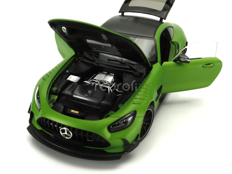 Minichamps Mercedes benz Amg Gt V8 Black Series 2021 1:18 Zelená Černá