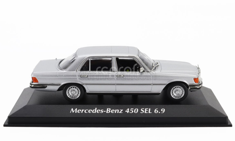 Minichamps Mercedes benz S-class 450sel 6.9 (w116) 1974 1:43 Silver