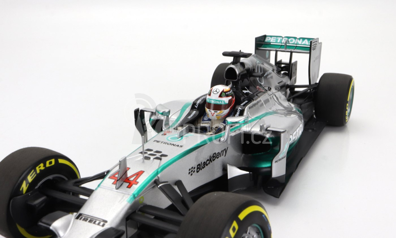 Minichamps Mercedes gp F1  Mgpw05 Hybrid Team Amg Petronas N 44 World Champion Season 2014 Lewis Hamilton 1:18 Stříbrná Zelená
