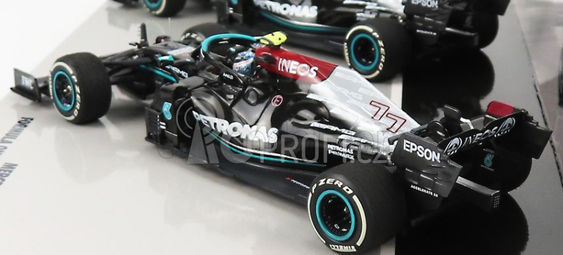 Minichamps Mercedes gp F1 Set dvou modelů 1:43, černá
