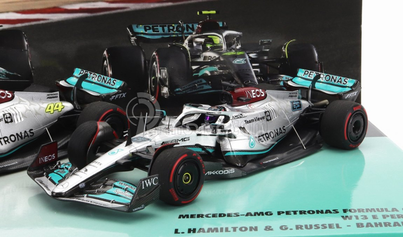 Minichamps Mercedes gp F1 Set dvou modelů 1:43, stříbrná