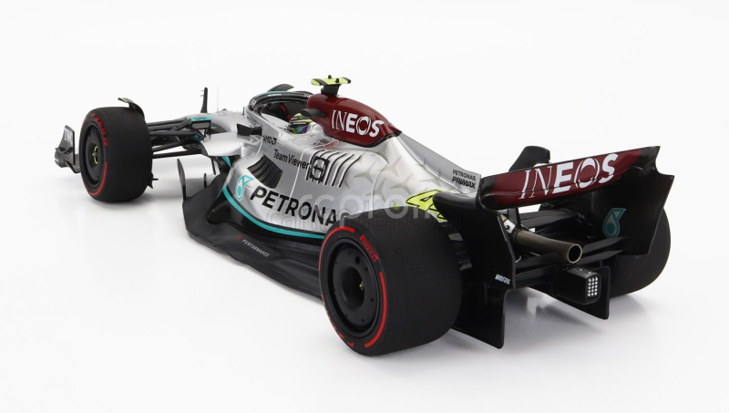 Minichamps Mercedes gp F1 W13e Team Mercedes-amg Petronas F1 N 44 2nd Brazilian Gp 2022 Lewis Hamilton 1:18 Stříbrná Zelená