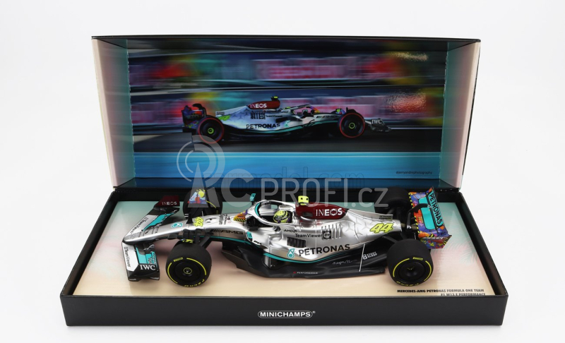 Minichamps Mercedes gp F1 W13e Mercedes-amg Petronas F1 N 44 1:18, stříbrná