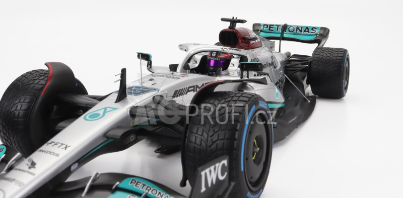 Minichamps Mercedes gp F1 W13e Mercedes-amg Petronas F1 N 44 1:18, stříbrná