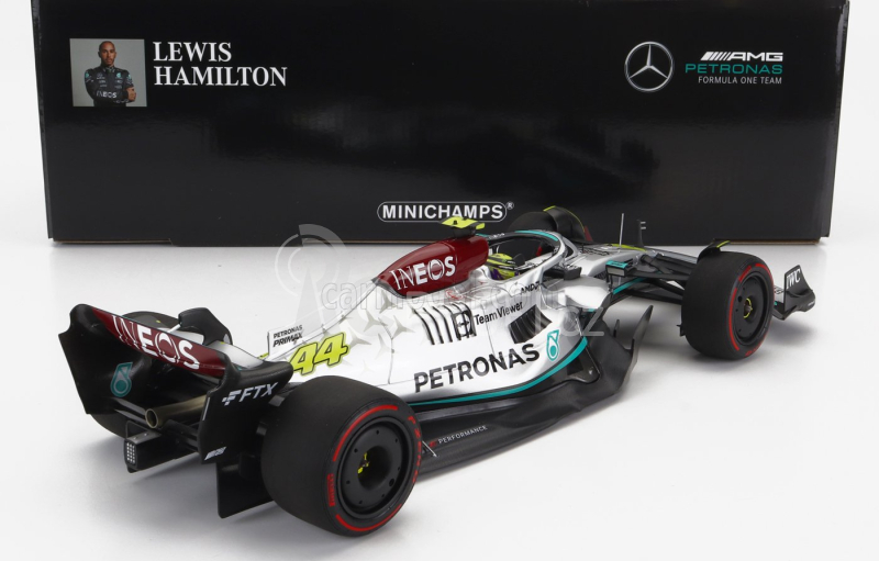 Minichamps Mercedes gp F1 W13e Mercedes-amg Petronas F1 N 44 1:18, stříbrná