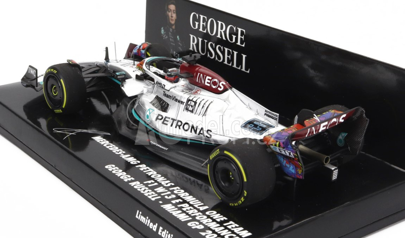 Minichamps Mercedes gp F1 W13e Mercedes-amg Petronas F1 N 63 1:43, stříbrná