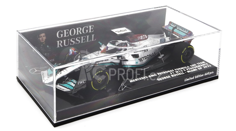 Minichamps Mercedes gp F1 W13e Mercedes-amg Petronas F1 N 63 1:43, stříbrná