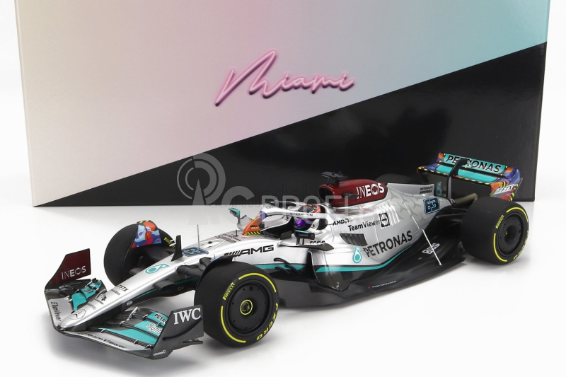 Minichamps Mercedes gp F1 W13e Mercedes-amg Petronas F1 N 63 1:18, stříbrná