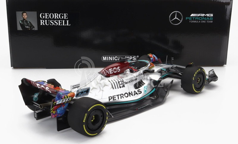 Minichamps Mercedes gp F1 W13e Mercedes-amg Petronas F1 N 63 1:18, stříbrná
