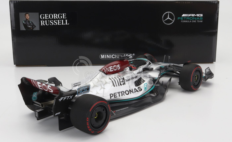 Minichamps Mercedes gp F1 W13e Mercedes-amg Petronas F1 N 63 1:18, stříbrná