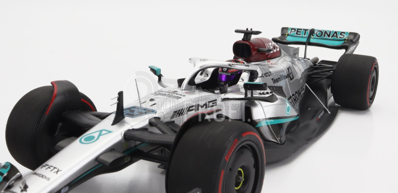 Minichamps Mercedes gp F1 W13e Mercedes-amg Petronas F1 N 63 1:18, stříbrná