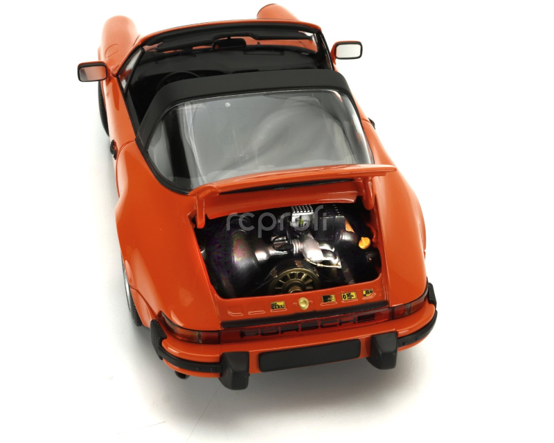 Minichamps Porsche 911 3.2 Carrera Targa Spider 1983 1:18 Orange