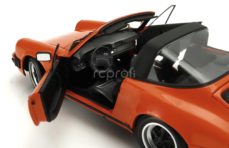 Minichamps Porsche 911 3.2 Carrera Targa Spider 1983 1:18 Orange