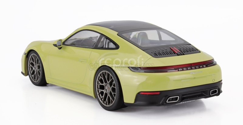 Minichamps Porsche 911 992-2 Carrera Coupe 2024 1:18 Žlutý Met