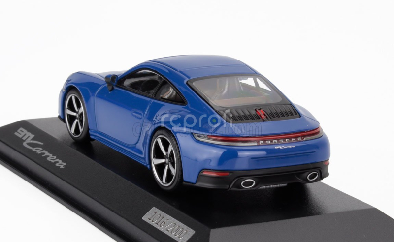 Minichamps Porsche 911 992-2 Carrera Coupe 2024 1:43 Blue