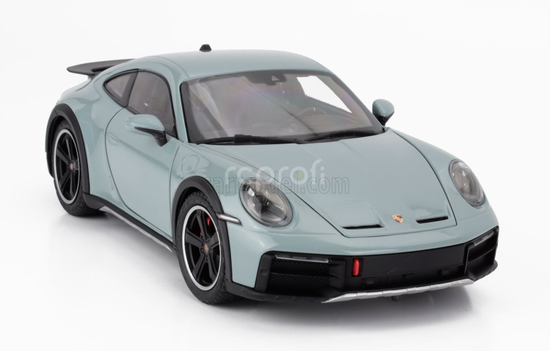 Minichamps Porsche 911 992 Dakar Coupe 2022 1:18 Green Met