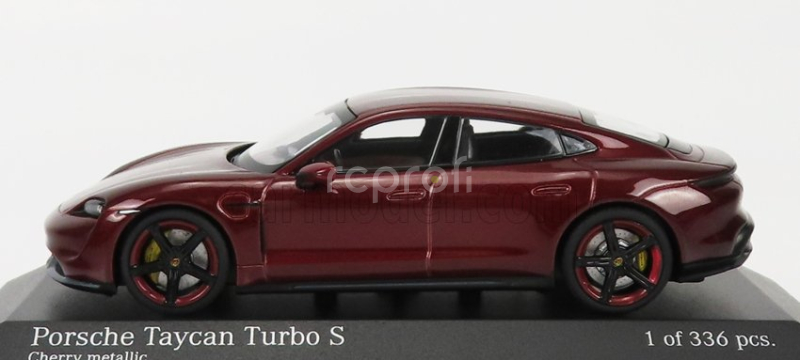 Minichamps Porsche Taycan Turbo S Cross 2020 1:43 Red Met