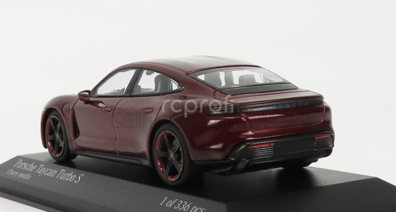 Minichamps Porsche Taycan Turbo S Cross 2020 1:43 Red Met