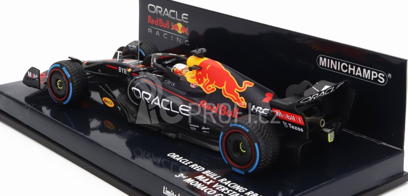 Minichamps Red bull F1 Rb18 Team Oracle Red Bull Racing N 1 1:43, tmavě modrá