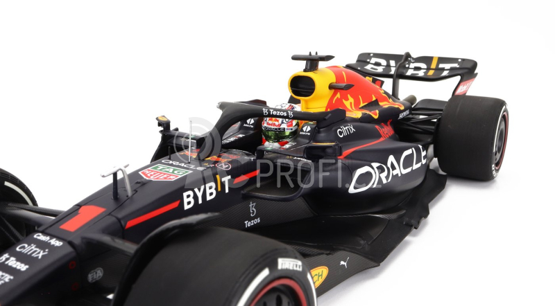 Minichamps Red bull F1 Rb18 Team Oracle Red Bull Racing N 1 1:18, tmavě modrá