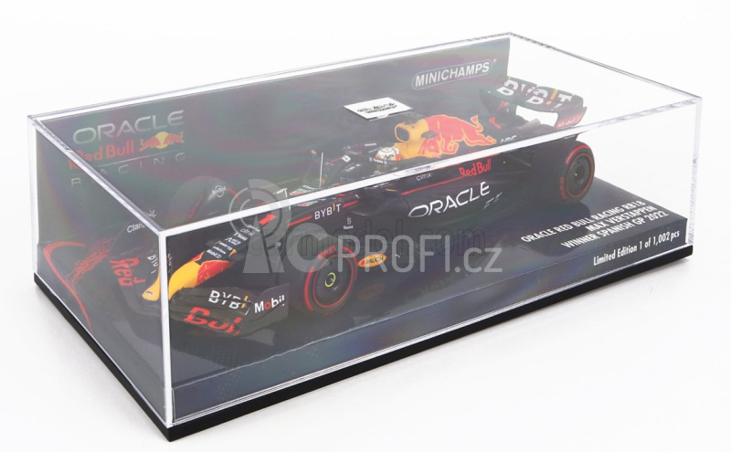 Minichamps Red bull F1 Rb18 Team Oracle Red Bull Racing N 1 1:43, tmavě modrá