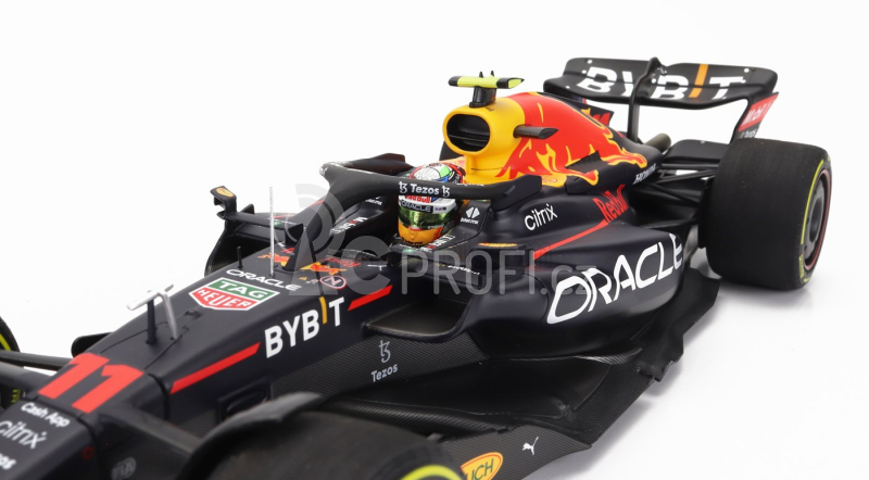 Minichamps Red bull F1 Rb18 Team Oracle Red Bull Racing N 11 1:18, tmavě modrá