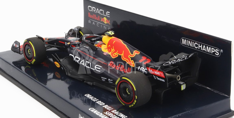 Minichamps Red bull F1 Rb18 Team Oracle Red Bull Racing N 11 1:43, tmavě modrá