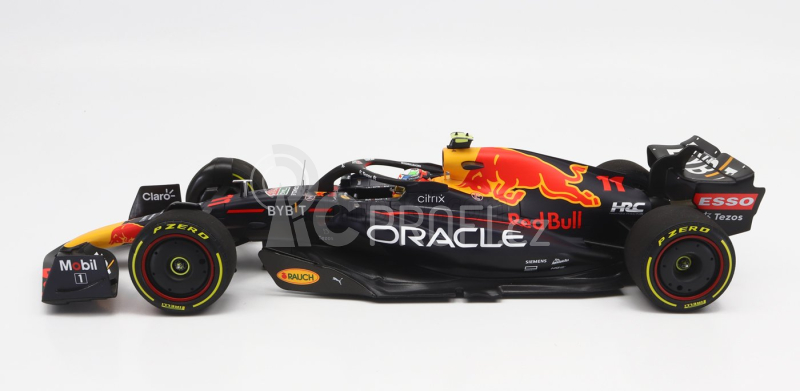 Minichamps Red bull F1 Rb18 Team Oracle Red Bull Racing N 11 1:18, tmavě modrá