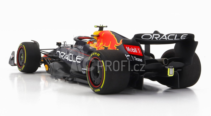 Minichamps Red bull F1 Rb18 Oracle Red Bull Racing N 11 1:18, tmavě modrá