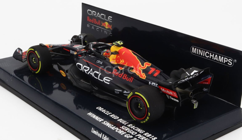 Minichamps Red bull F1  Rb18 Team Oracle Red Bull Racing N 11 Winner Singapore Gp 2022 Sergio Perez 1:43 Matná Modrá Žlutá Červená