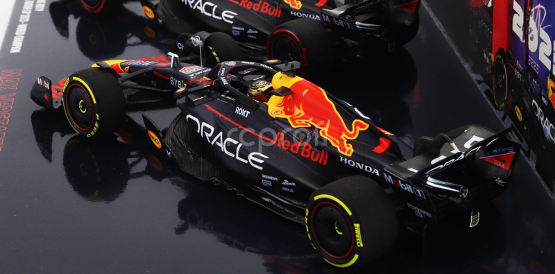 Minichamps Red bull Set 2x F1  Rb19 Team Oracle Red Bull Racing N 1 World Champion 2nd Sprint Race + Winner Qatar Gp 2023 Max Verstappen 1:43 Matt Blue