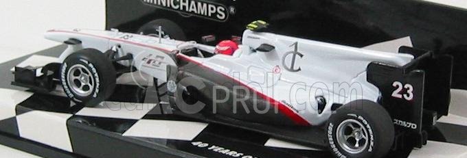 Minichamps Sauber F1 C29 N 23 - 40th Anniversary Sauber 1:43, bílá