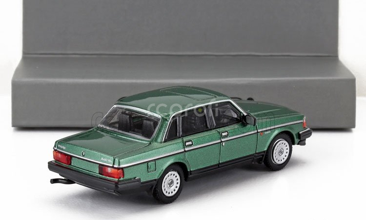 Minichamps Volvo 240gl 1986 1:87 Green Met